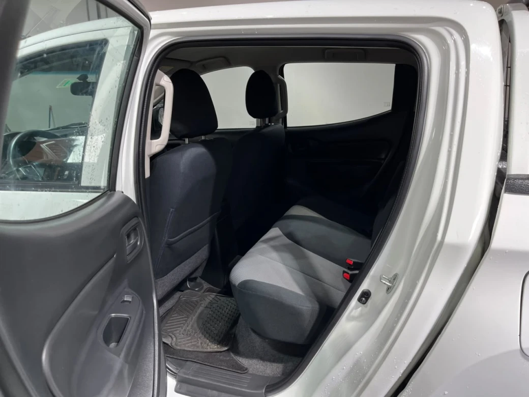 imagen 0 de vehiculo con id 2209